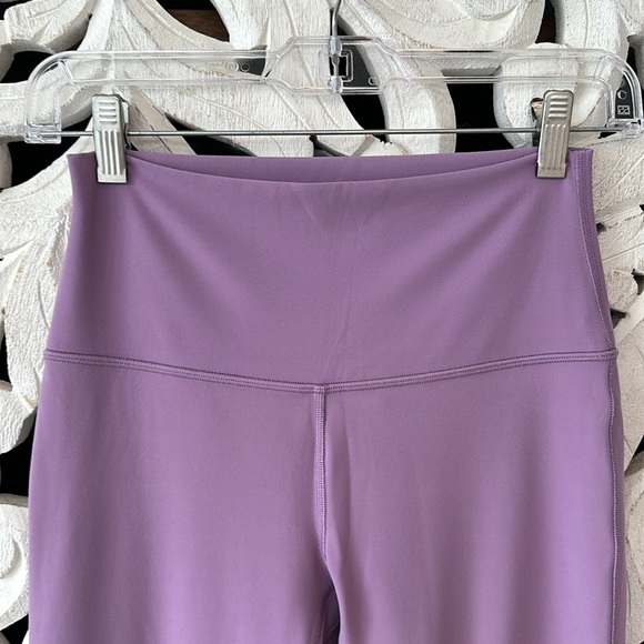 Lululemon Align High-Rise Pant 25"
Wisteria Purple - Picture 7 of 10